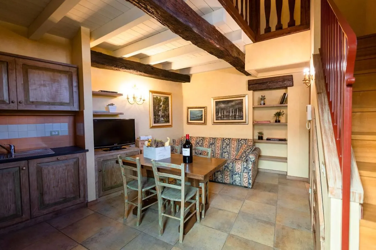 Corte Del Passone Montevecchia 3*,  Italia