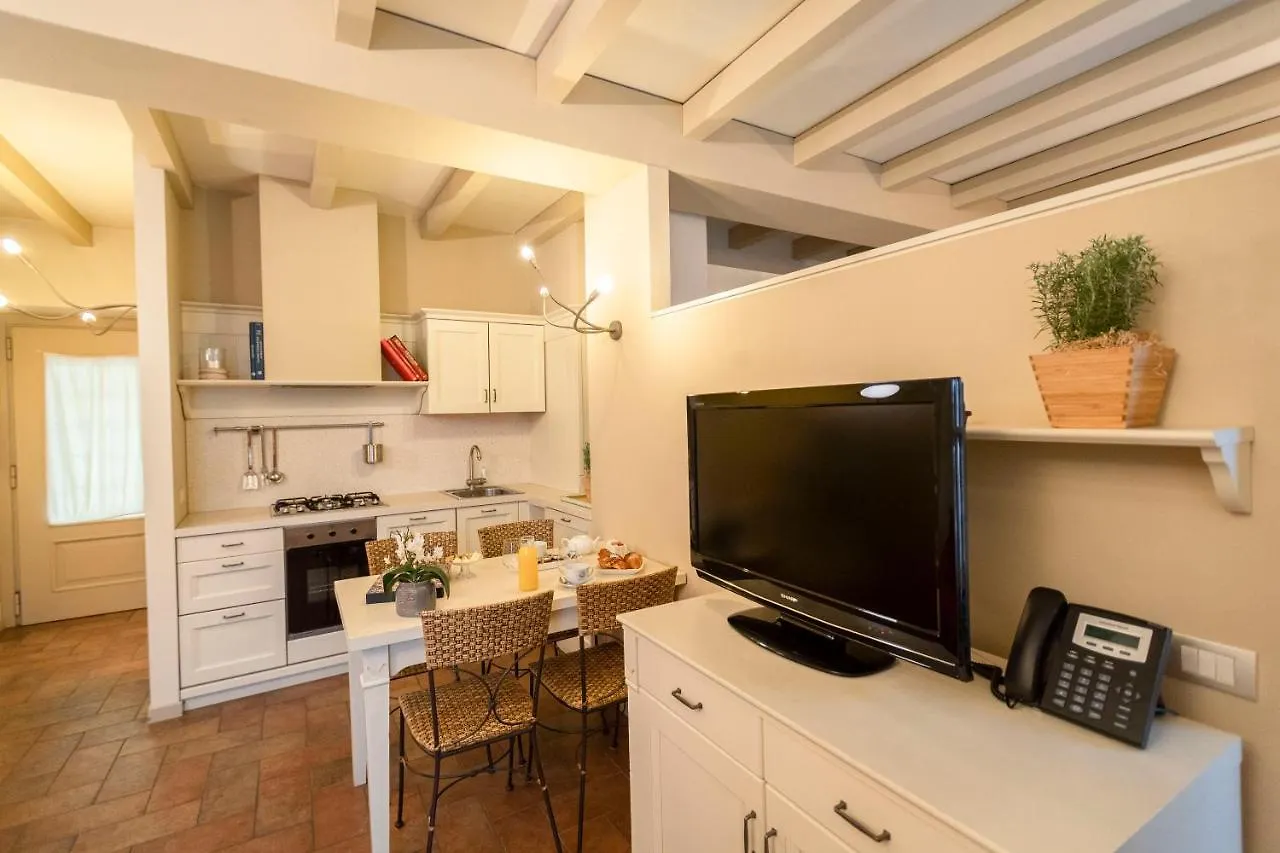Corte Del Passone Montevecchia 3*,  Italy
